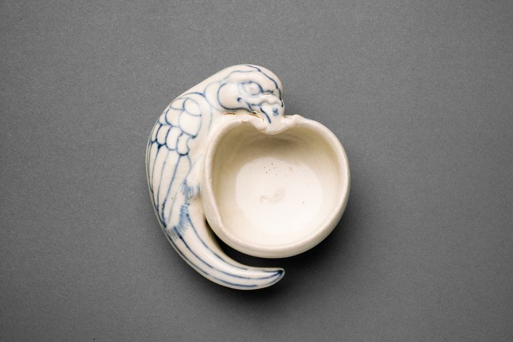 Bowl with Relief Parrot