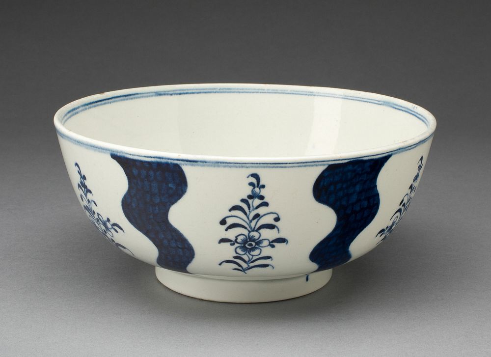 Bowl by Worcester Porcelain Factory (Manufacturer)