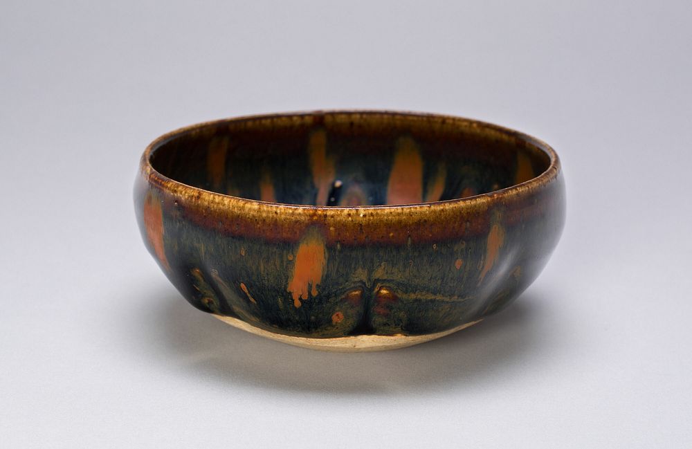 Shallow Lobed Bowl