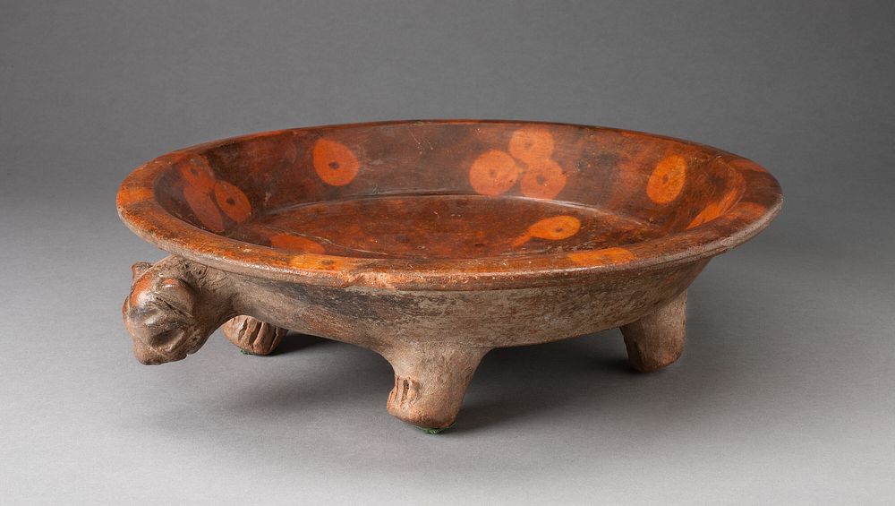 Plate in the Form of a Jaguar with Interior Painted with Floral-Like Motif by Maya