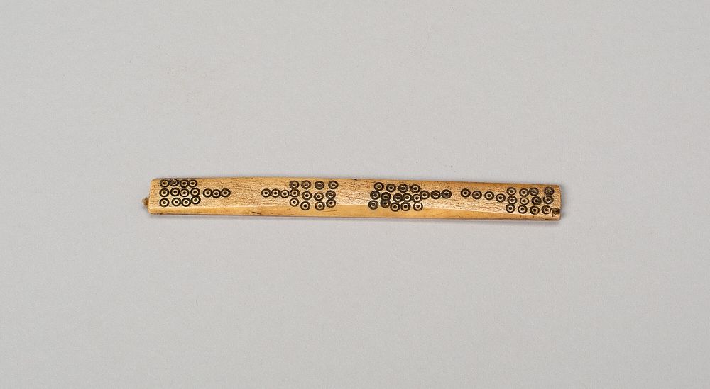 Balance-Beam Scale with Incised Circles in Paddle-like Design by Nazca