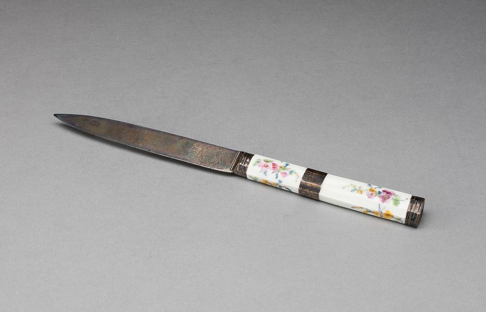 Knife by Manufacture nationale de Sèvres (Manufacturer)