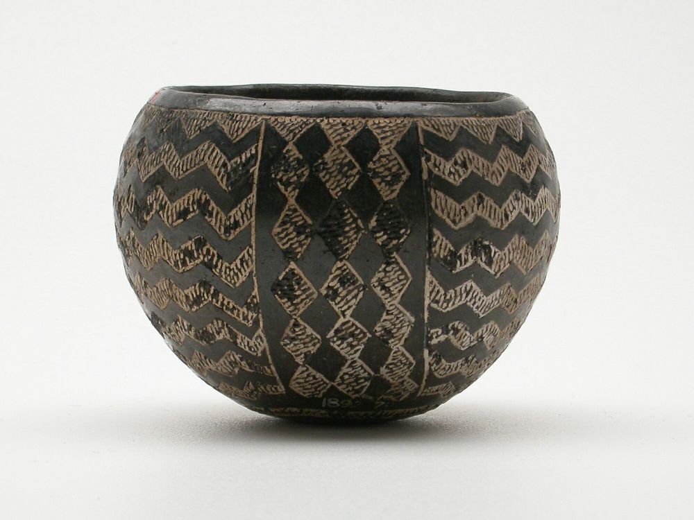 Bowl by Nubian