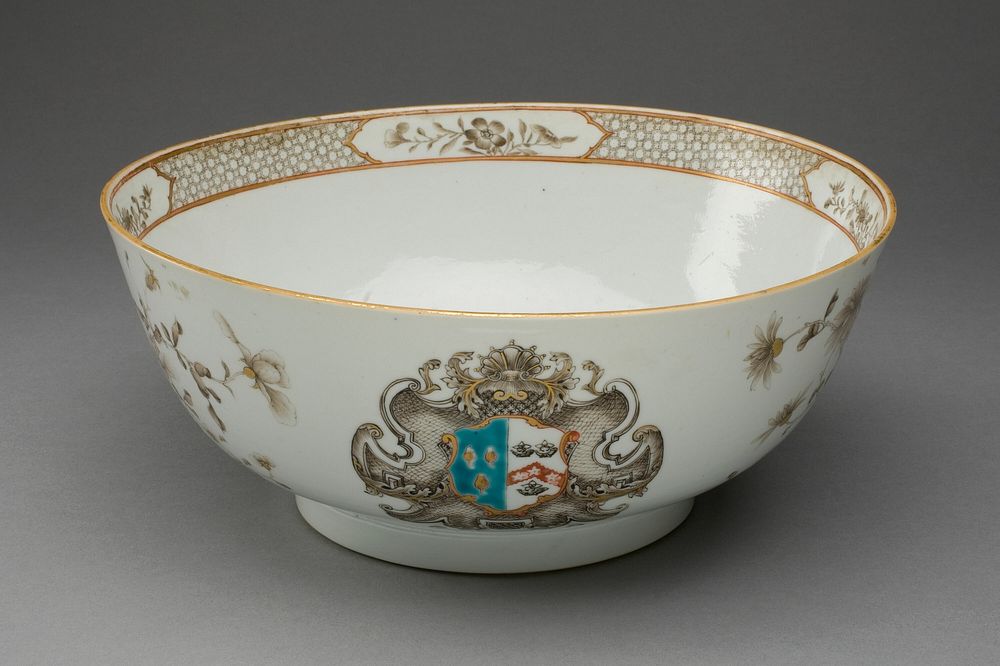 Punch Bowl with the arms of Smith impaling Horne