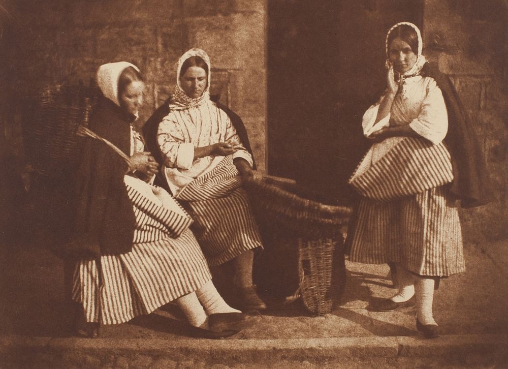 Mrs. Logan and Two Unknown Women, Newhaven by David Octavius Hill