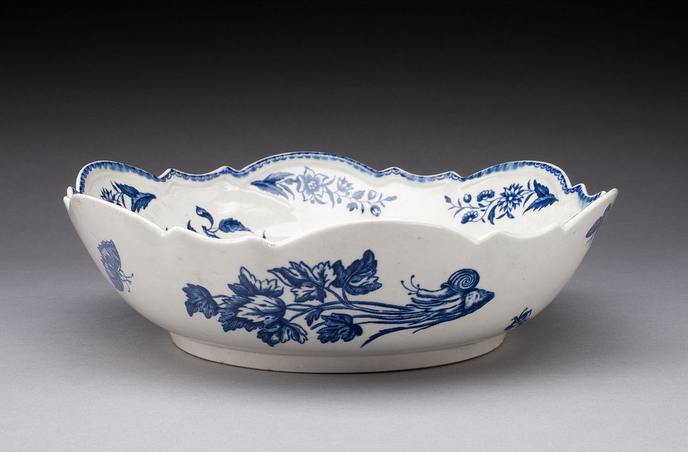 Bowl by Worcester Porcelain Factory (Manufacturer)