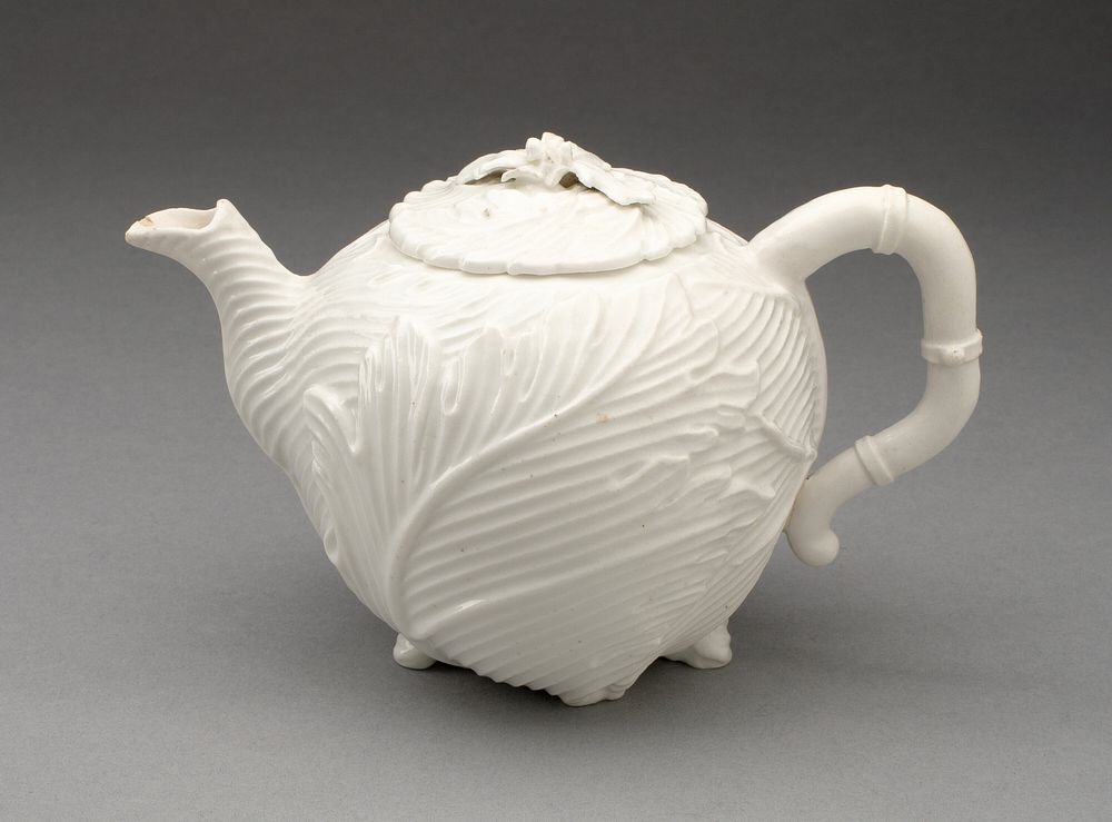 Teapot by Chelsea Porcelain Factory