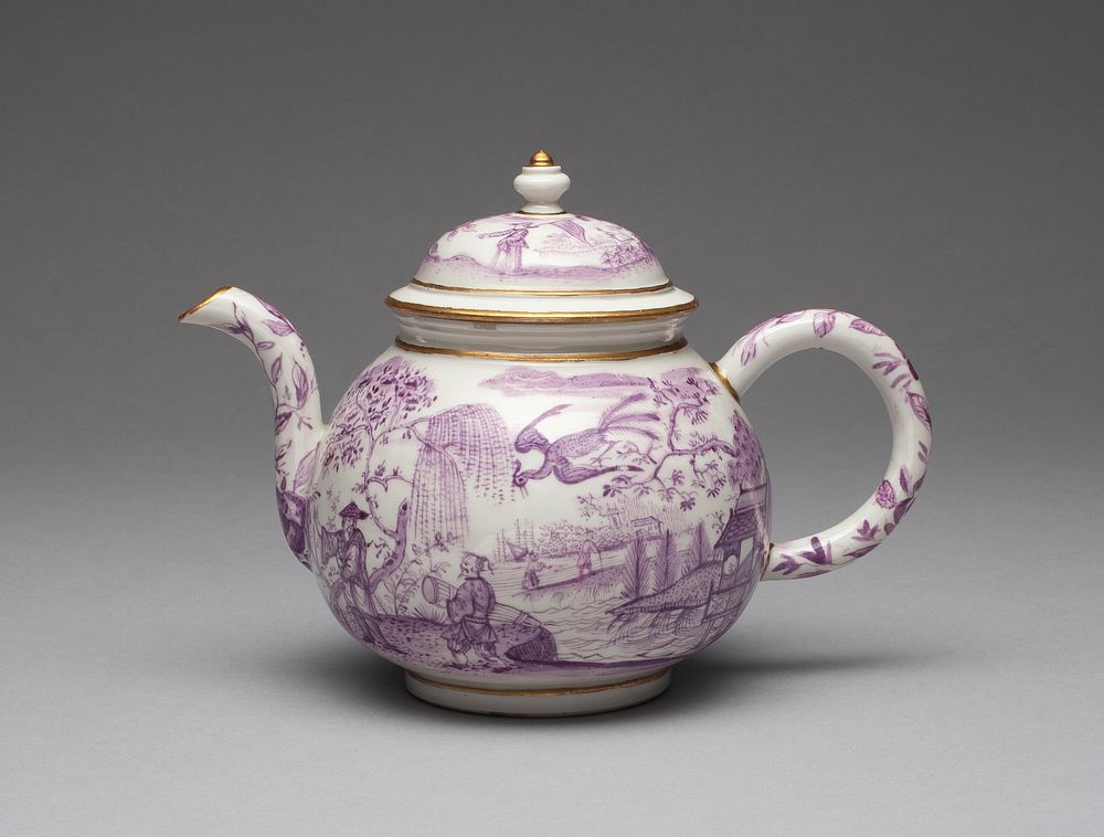 Teapot with Cover by Du Paquier Porcelain Manufactory (Manufacturer)