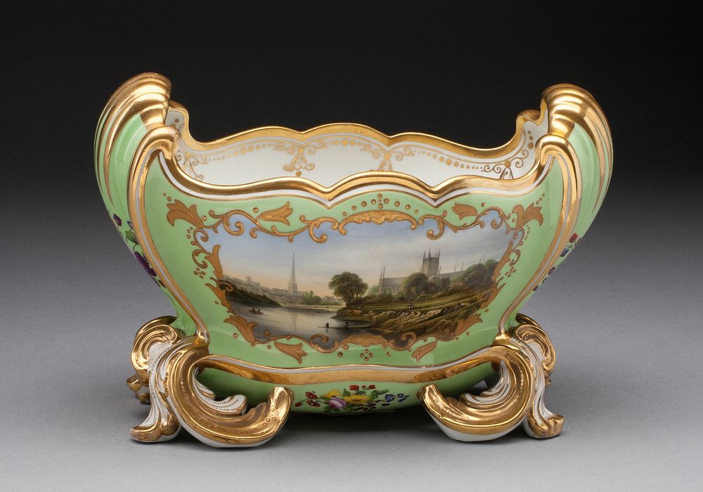 Flower Vase with view of Worcester by Worcester Porcelain Factory (Manufacturer)