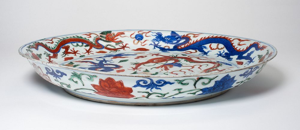 Dish with Dragons amid Clouds and Flaming Pearls; Vines and Lotus Flowers on Underside