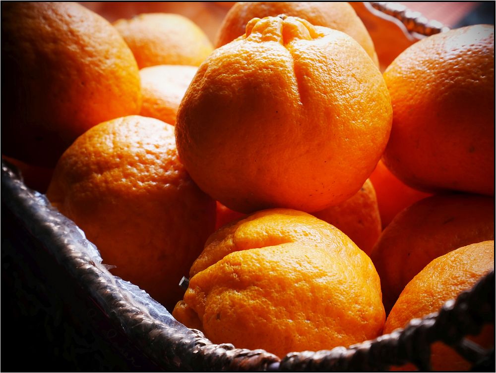 Mandarin oranges, sweet citrus fruit.