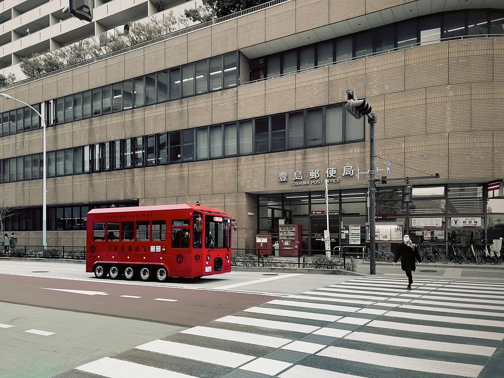 Ikebus, Ikebukuro, Tokyo, JapanIkebus are small buses serving Ikebukuro, Tokyo, Japan. They drive around quite slowly but…