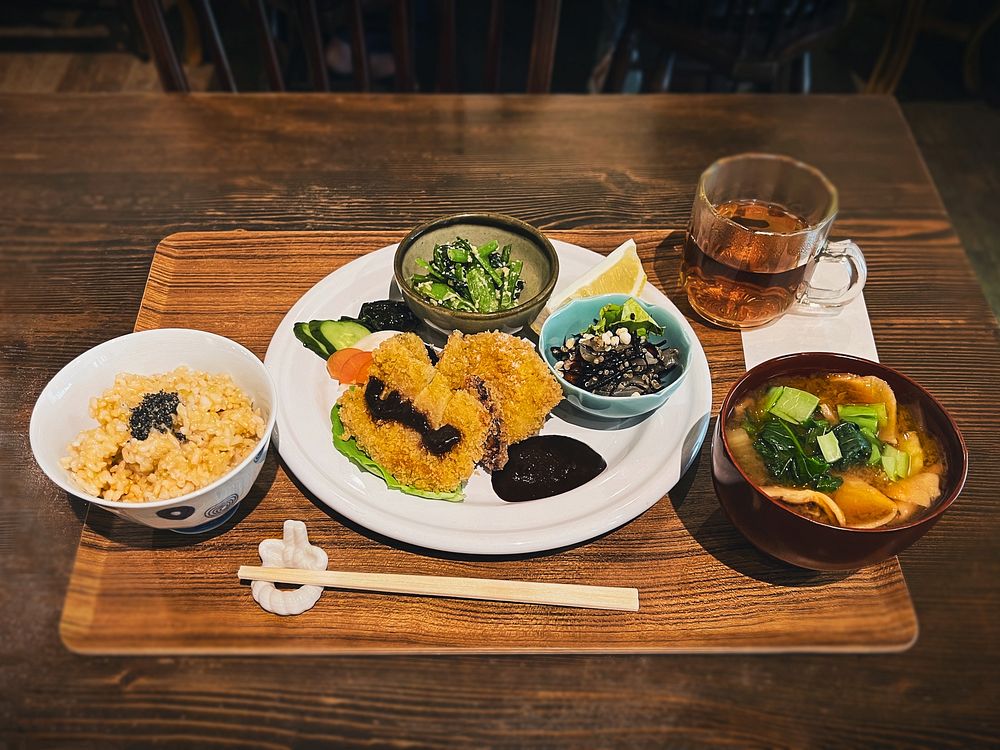 Vegan Japanese meal, Nezunoya, Tokyo, Japan.