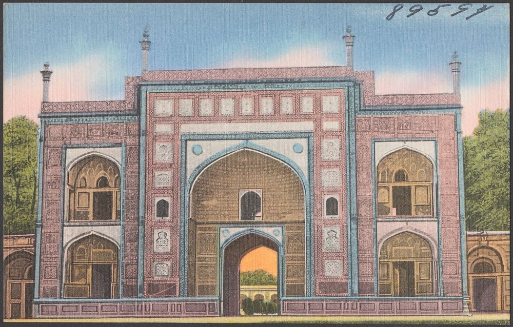             Gateway of the tomb of Emperor Tahagiz, Shahdra, Lahone Lahore, Pakistan          