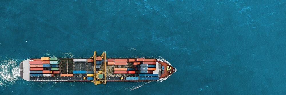 Container ship blog banner