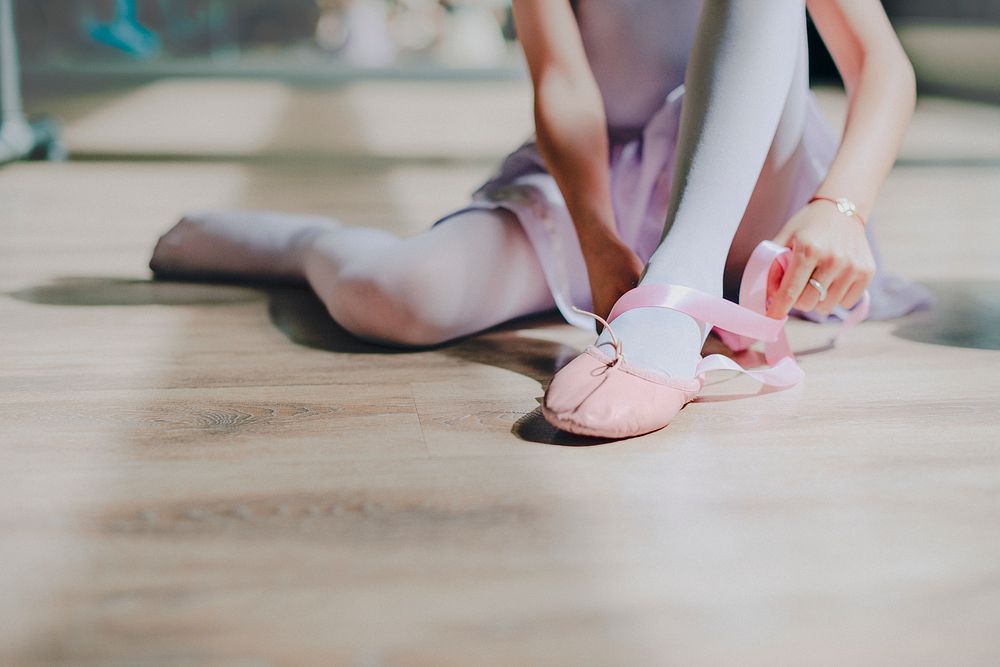 Ballerina aesthetic border background