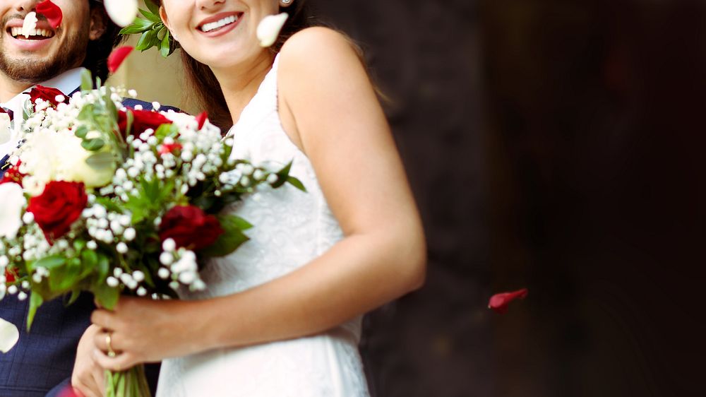 Wedding flower HD wallpaper, bride holding bouquet