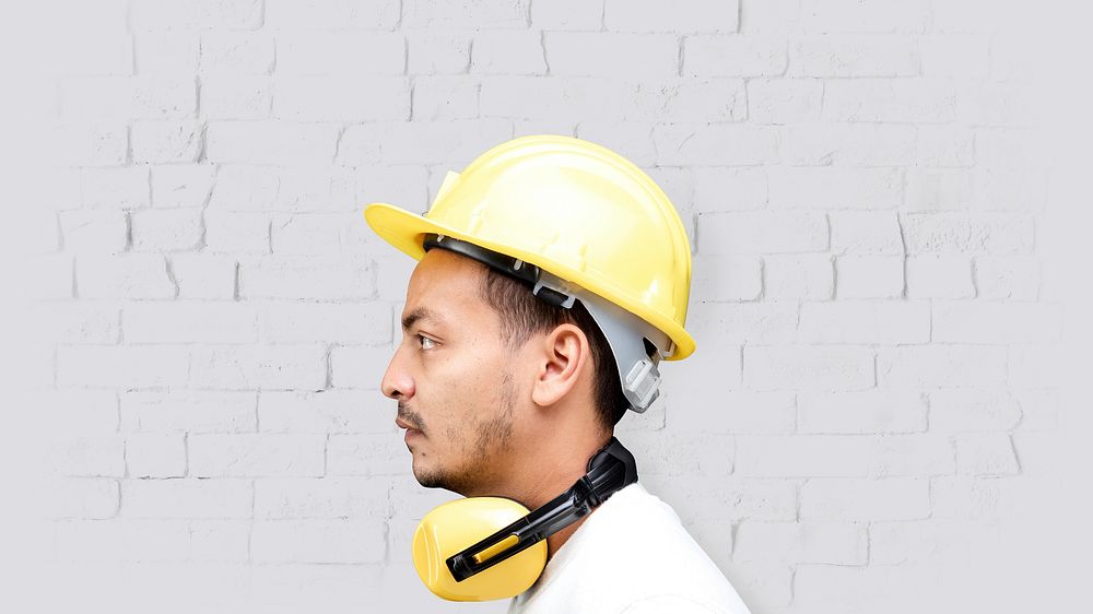 Man with PPE desktop wallpaper