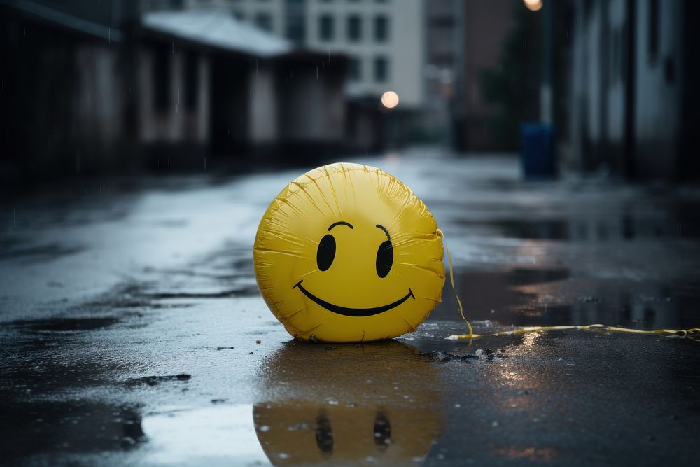 Smiling ballon left behind 