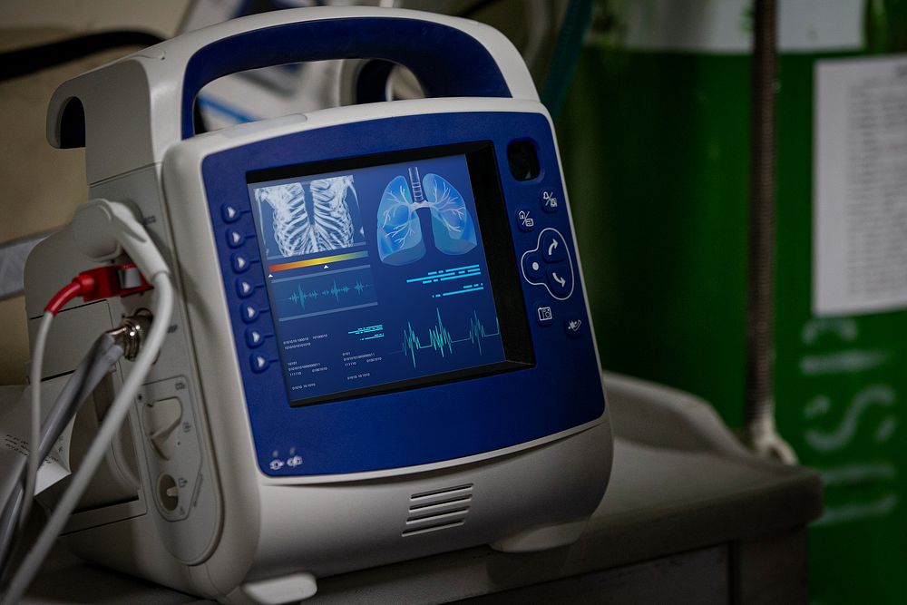 Airworthy defibrillator screen, medical equipment