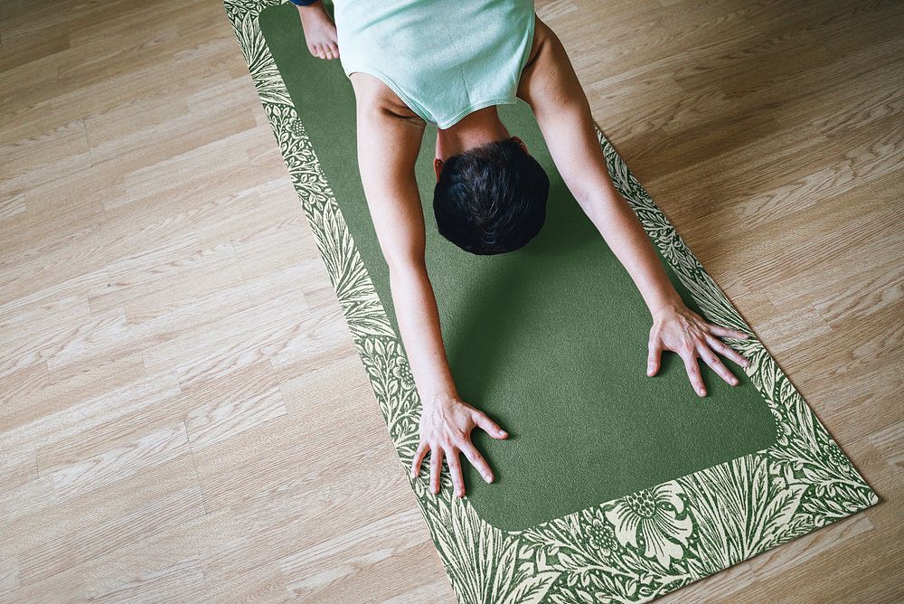 Green leafy yoga mat