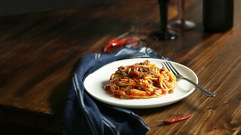 Homemade spaghetti desktop wallpaper, food image