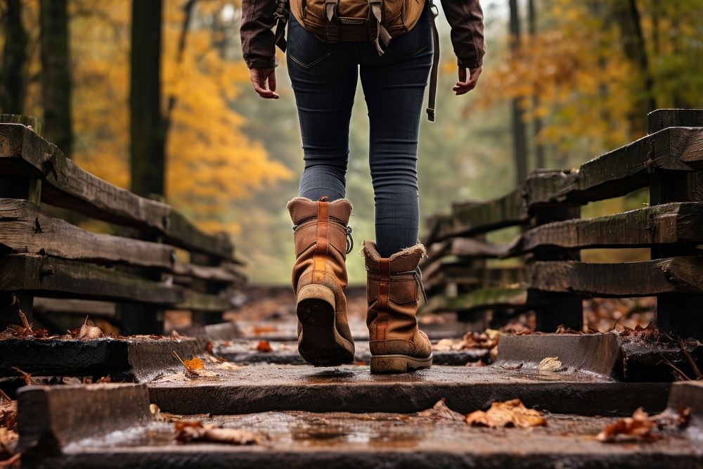 Walking footwear autumn adult. 