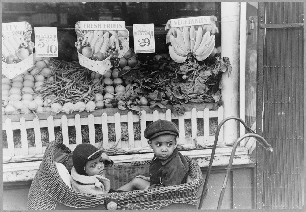 Children in front of grocery store, Chicago, Illinois by Russell Lee