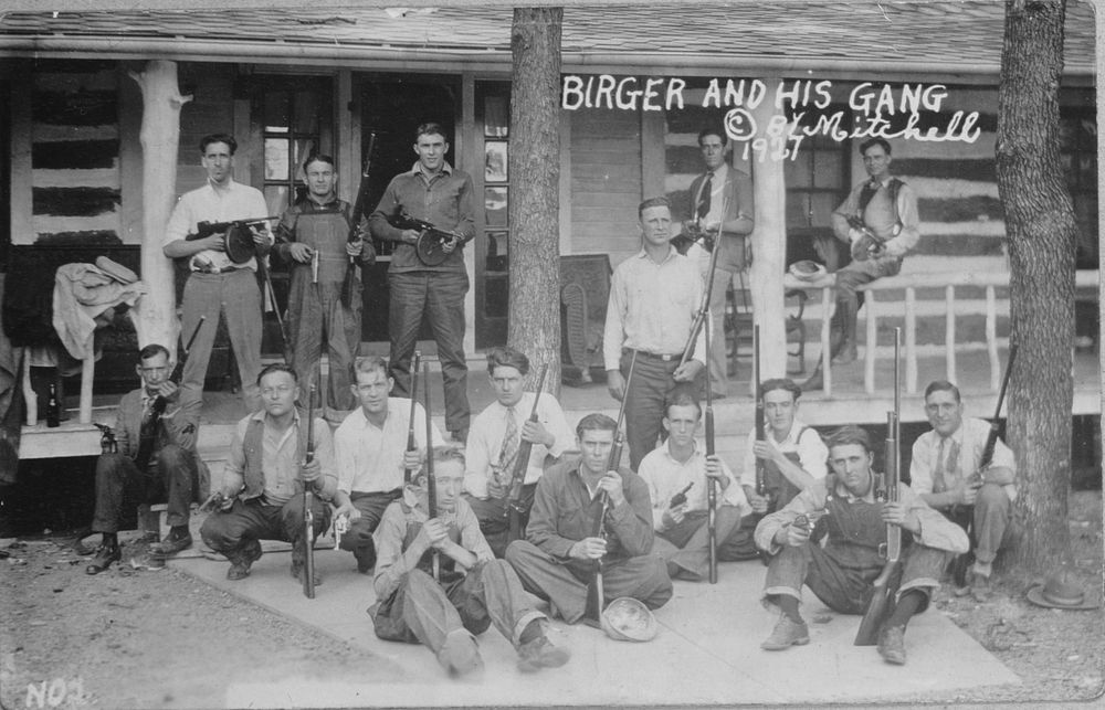 Birger and his gang. From a postcard. Sourced from the Library of Congress.