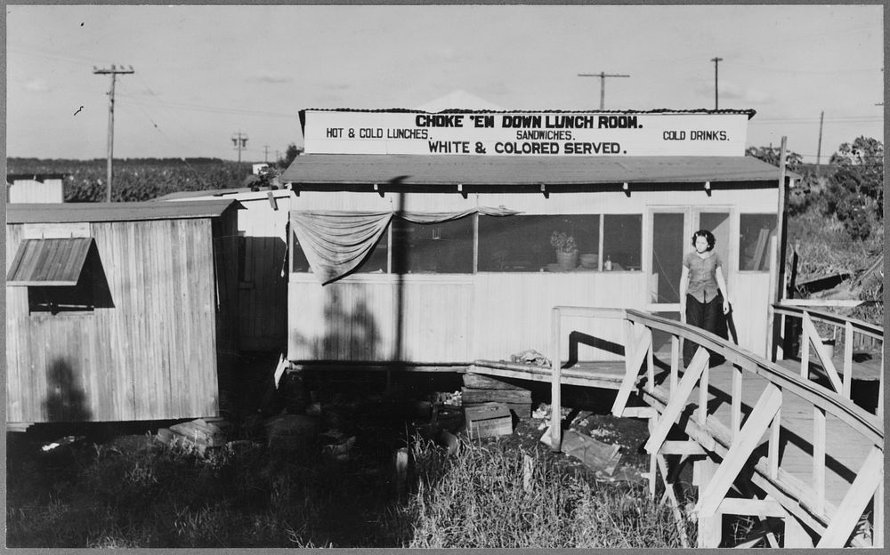 Lunchroom near Belle Glade, Florida. Sourced from the Library of Congress.