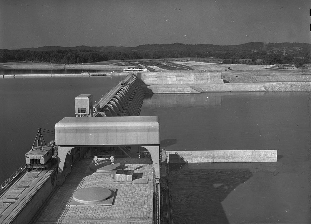 Watts Bar Dam, Tennessee. Tennessee Valley Authority. Sourced from the Library of Congress.