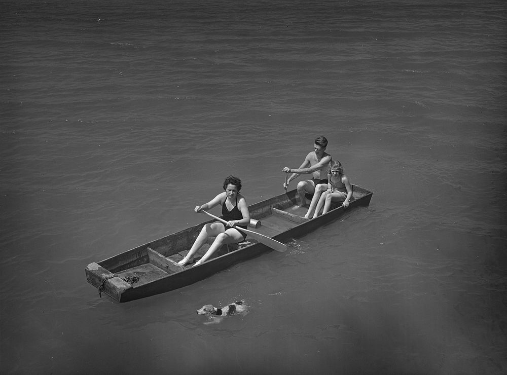 Sheffield, Alabama (Tennessee Valley Authority (TVA)). Kenneth C. Hall, wife and daughter rowing on the Tennessee River.…