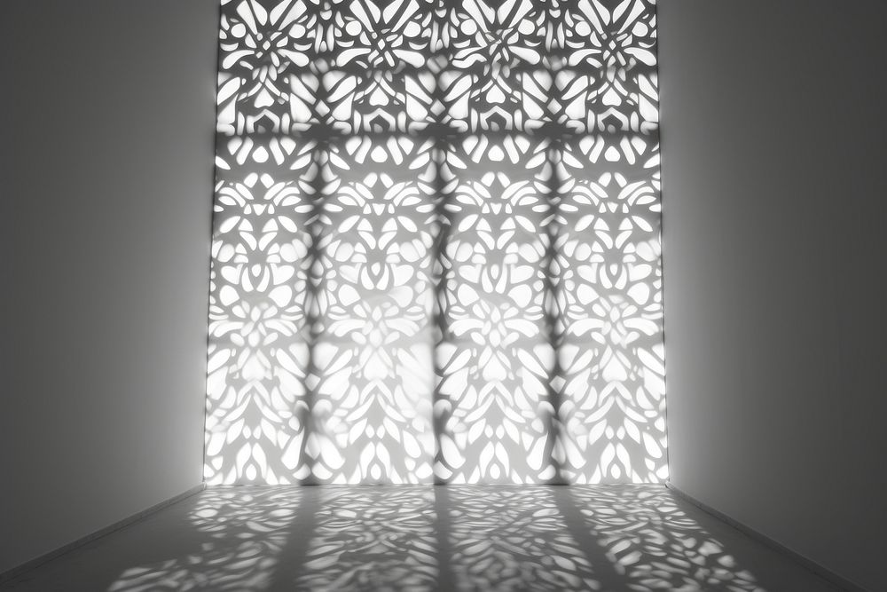 Window pattern shadow light. 