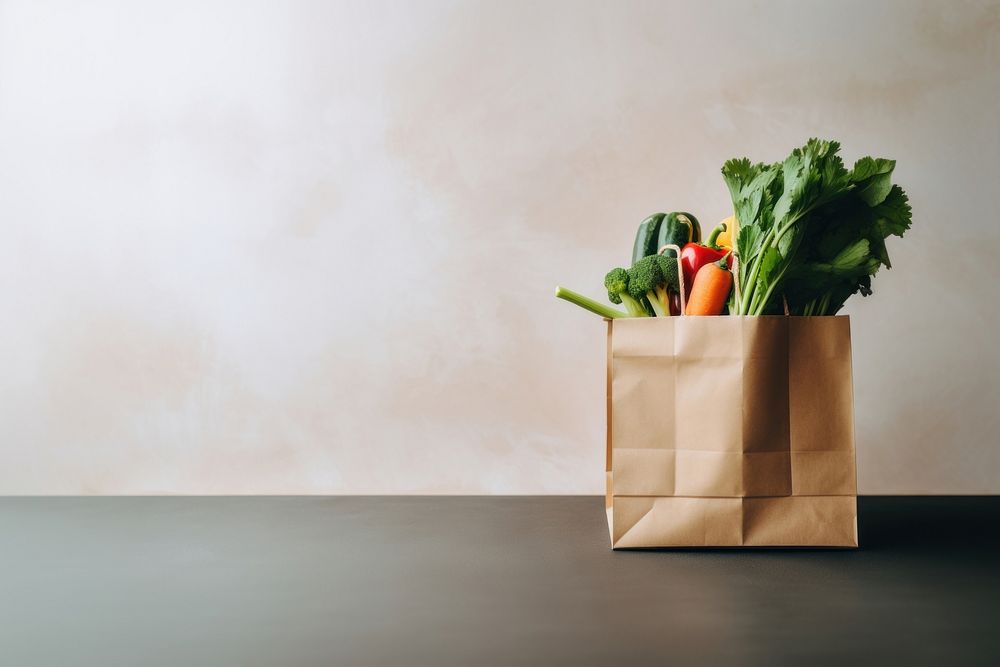 Bag vegetable plant freshness. 