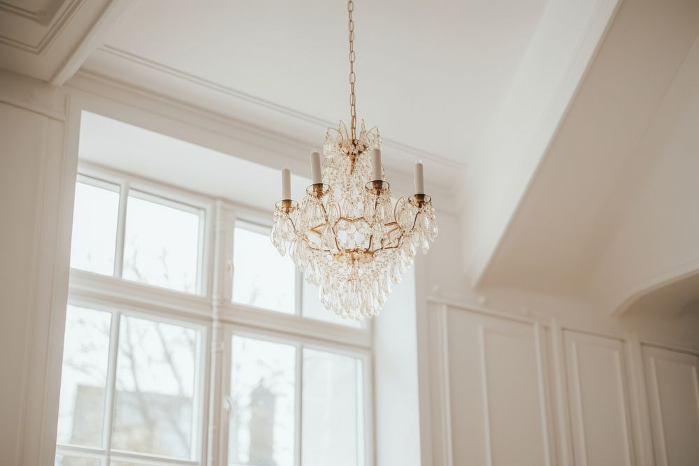 Minimal chandelier ceiling hanging room.