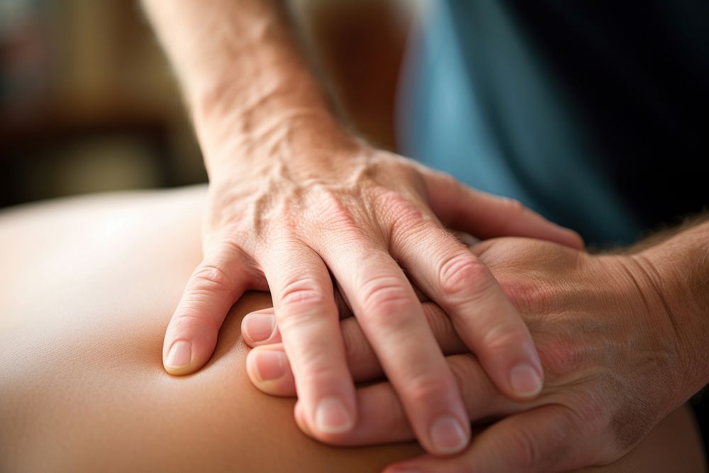 Back massage patient hand skin. 