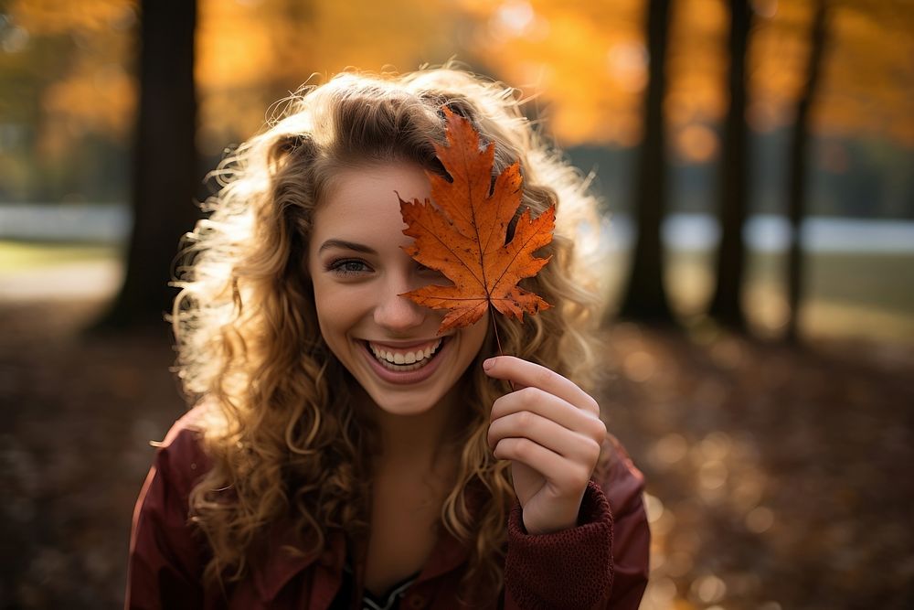 Leaf portrait smiling holding. 