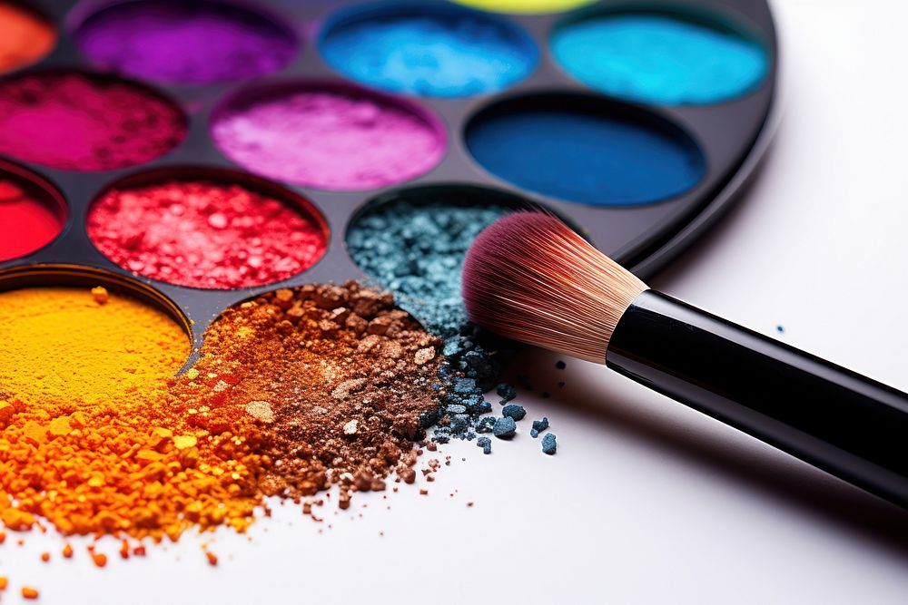 Brush cosmetics eye shadow paintbrush. 