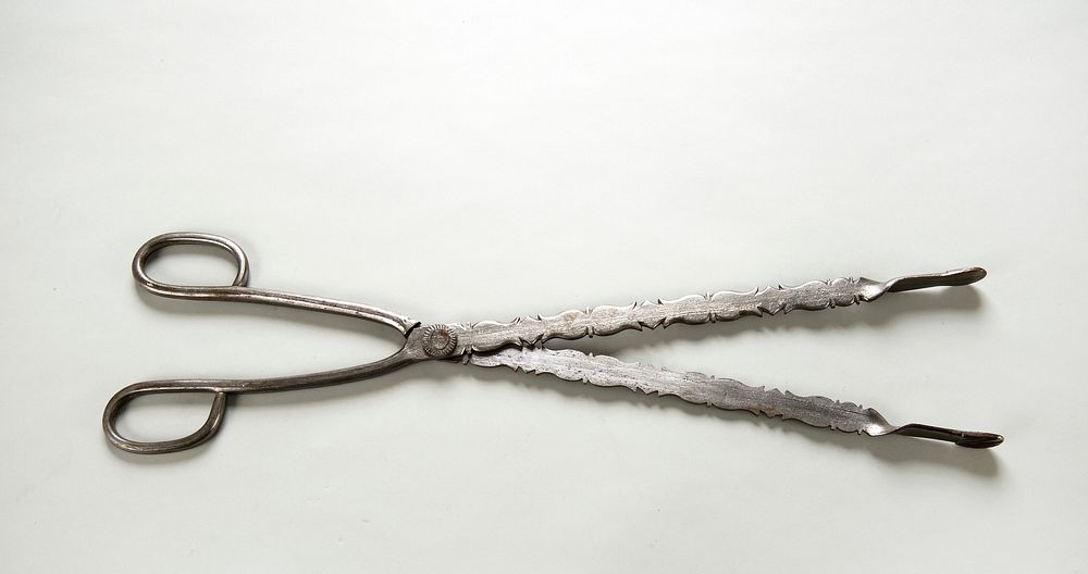 Tongs by Unidentified Maker