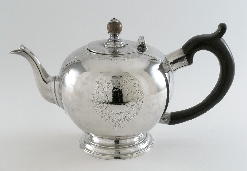 Teapot by Jacob Hurd