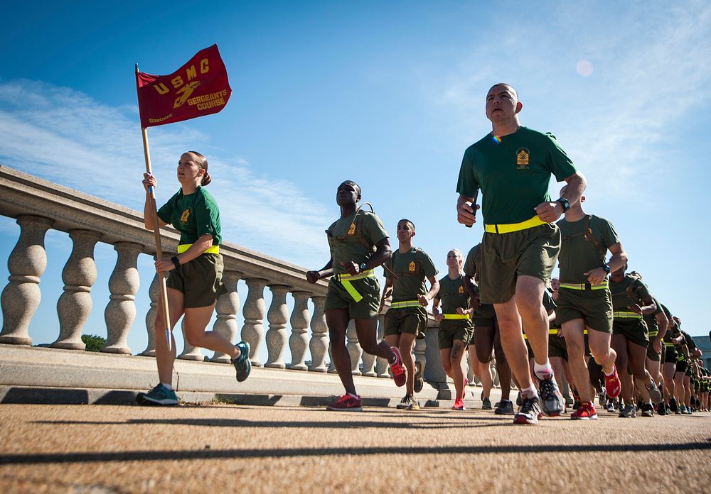 Students and faculty staff from Marine Corps Base Quantico’s Staff Noncommissioned Officer Academy (SNCOA) conduct a 7-mile…