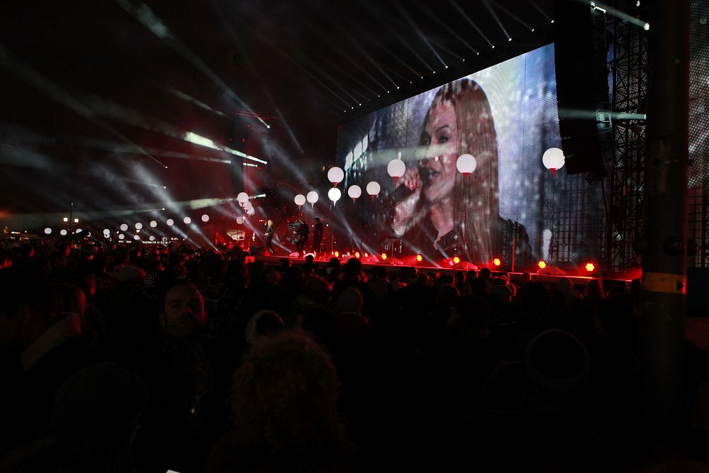 The Brandenburg Gate as a stage for the 25th Anniversary of the fall of the wall. Original public domain image from Flickr