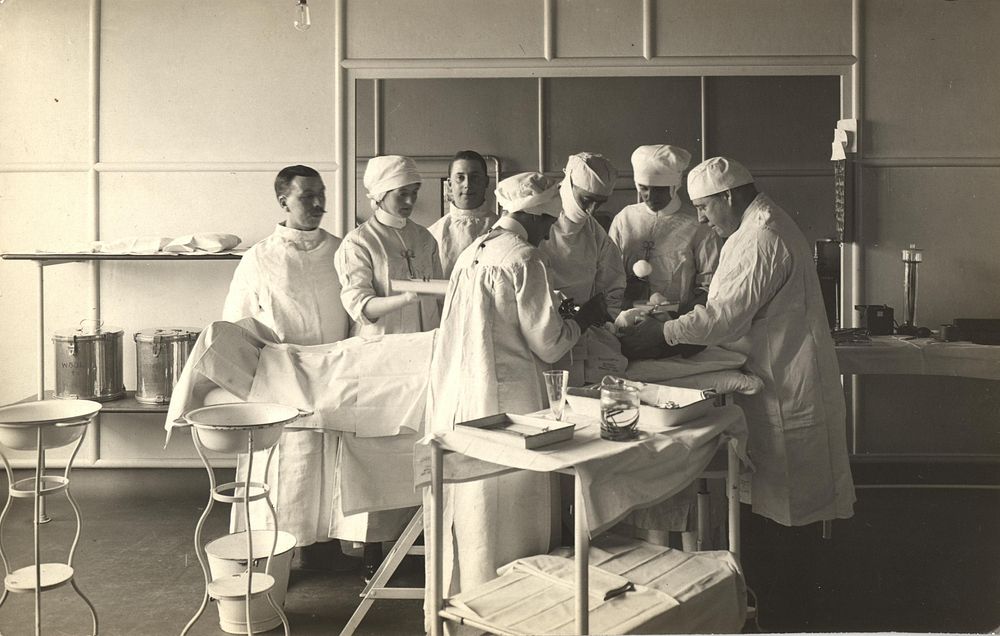 4th floor theatre group (1915). Original public domain image from Flickr