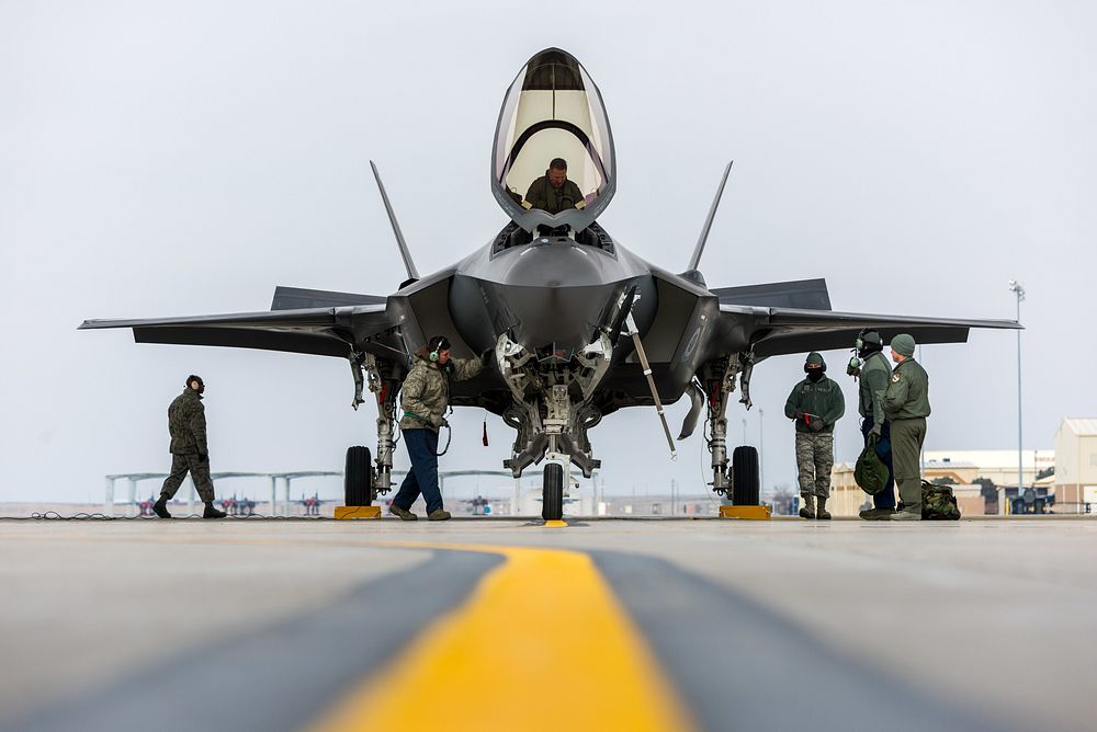 An F-35A team parks the aircraft for the first time at Mountain Home Air Force Base, Idaho, Feb. 8, 2016.
