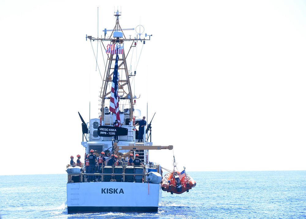 USCGC Kiska (WPB 1336) recovers their small boat while off Maui in the Hawaiian Islands Humpback Whale National Marine…