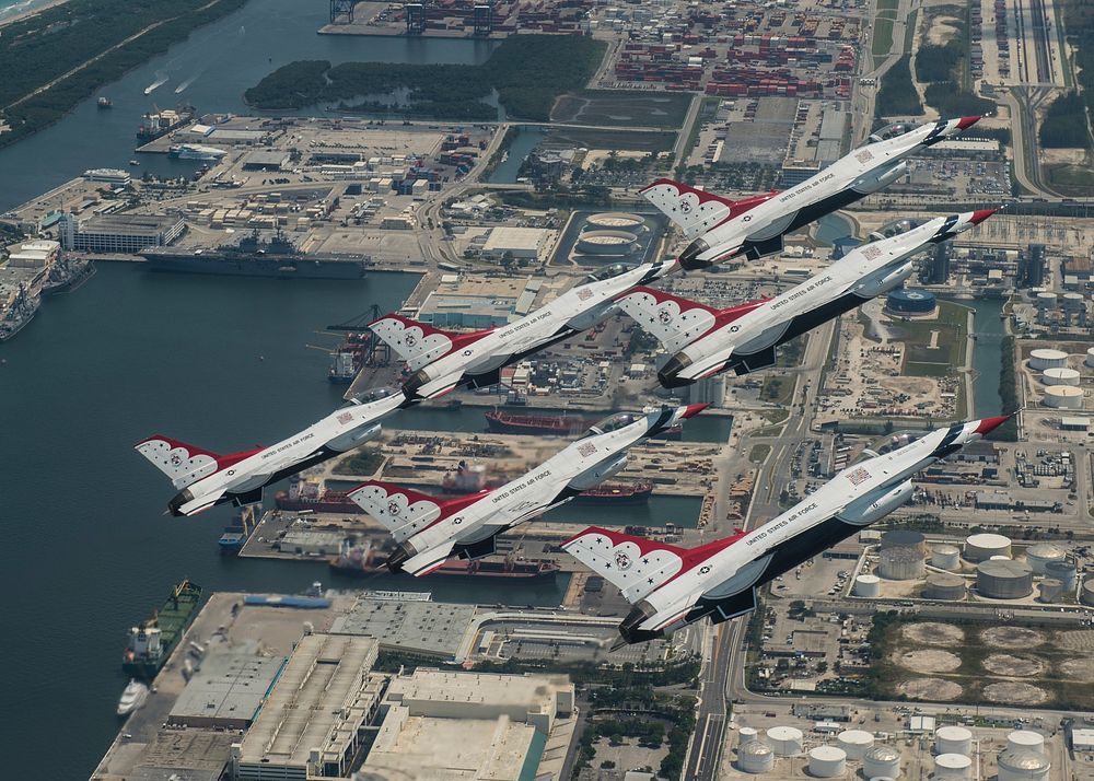 The U.S. Air Force Thunderbirds perform the Delta Formation during a practice show in preparation for the Fort Lauderdale…