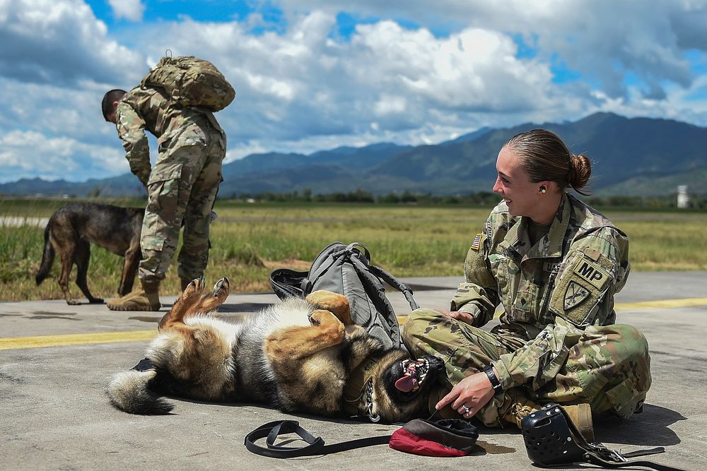 U.S. Army Spc. Mariah Ridge, a military working dog handler assigned to Joint Task Force-Bravo’s Joint Security Forces…