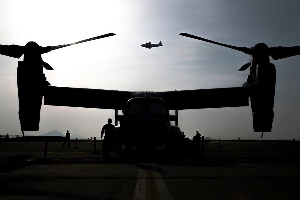 A U.S. Marine Corps MV-22B Osprey on static display during the 43rd Japan Maritime Self-Defense Force – Marine Corps Air…