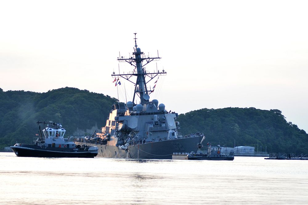 The U.S. Navy Arleigh Burke-class guided-missile destroyer USS Fitzgerald (DDG 62) returns to Fleet Activities Yokosuka…