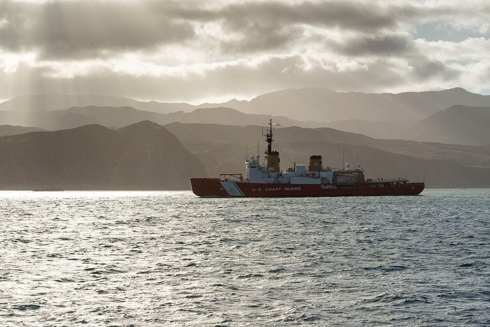 USCGC Polar Star arrival into Wellington, February 18 2019. Original public domain image from Flickr